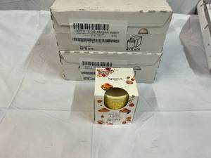 lot 239 image: 12x Persian Amber Candles-Terracota Pots