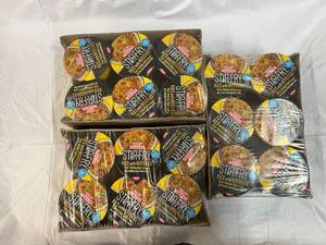 lot 252 image: 3x 6 Cup Noodles Stir Fry Rice w Noodles Thai Yellow Curry