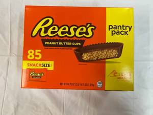 lot 263 image: 85ct Reeses Pantry Pack