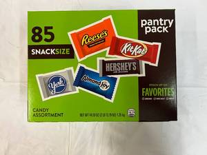 lot 267 image: 85ct Hersey Variety Snack Size Pantry Pack