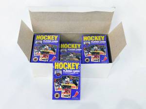 Lot of 11 Vintage 1995-1996 NHL Western Confence Playing Cards