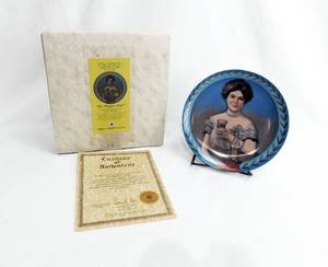 Vintage 1983 Dr. Pepper Girl Limited Edition Numbered Hoyle Products Collectable Plates