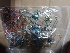 lot 2 image: One Gallon Bag Of Assorted Costume Jewelry