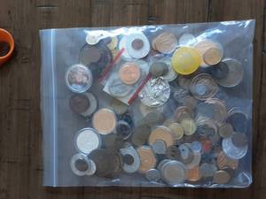 lot 59 image: Collection Of US Commemoratives & Tokens