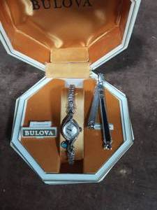 lot 71 image: Ladies Vintage Bulova Watch