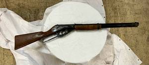 lot 36 image: BB Gun