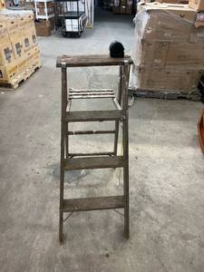 lot 140 image: Wooden Step Ladder
