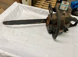 lot 164 image: Chainsaw-42cc 18bar-Craftsman