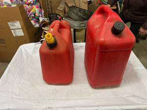 lot 178 image: 2 Gas Cans