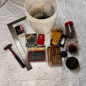 lot 75 image: Bucket of Rotarty Rasp Sets, Laser Level, Drill Bits & More