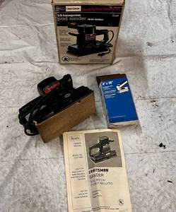 lot 80 image: 38 H.P. Craftsman Pad Sander