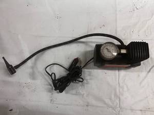 lot 115 image: 250 psi Auto Air Compressor