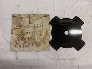 lot 116 image: Weed Eater Blade