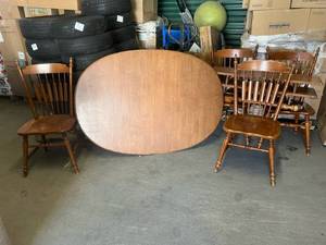 lot 201 image: Wood Dining Room Table x 4 Chairs