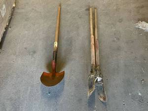 lot 204 image: Heavy Duty Shovel & Post Hole Digger