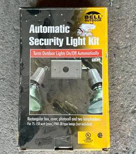 lot 206 image: Bell Outdoor Automatic Security Light Kit