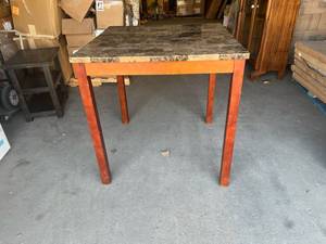 lot 212 image: Bar Height Table