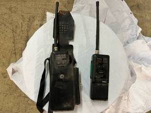 lot 13 image: 2x Uniden-Pro 340xl  40 Channel Handheld CB Radio