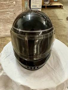 lot 20 image: Motorcycle Helmet BSI DOT