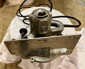 lot 32 image: 7 Heavy Duty Saw  Black & Decker