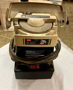 lot 34 image: Wen-Wet Stone Machine