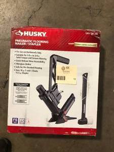 lot 12 image: Husky Pneumatic 3-in-1 15.5-Gauge and 16-Gauge 2 in. Flooring Nailer and Stapler with Quick Jam Release  Customer Returns See Pictures