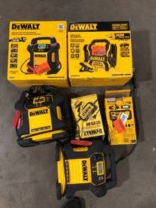lot 32 image: Lot of Assorted Dewalt Portable Power Stations Various Models and Conditions Customer Returns See Pictures