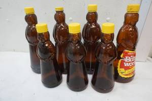 lot 1 image: Mrs. Butter-Worths Glass Jars