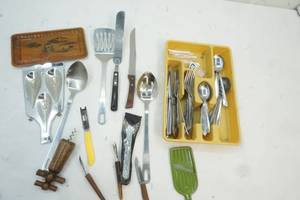 lot 26 image: Variety of Kitchen Utensils & Silverware