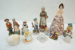 lot 34 image: Ceramic Figures & Lady Made Of Shells