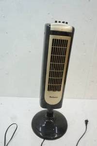 lot 58 image: Holmes Floor Electric 3 speed Fan
