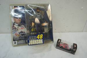 lot 216 image: Nascar Jamie Johnson #48 & Nascar Pit Stop Car Arbys #17