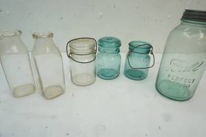 lot 224 image: Vintage Glassware