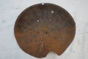 lot 290 image: Vintage Tractor Seat