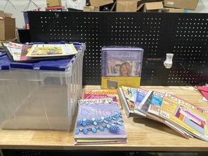 Scrapbooking and many other Hobby Type Magazines and Tote