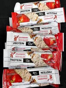lot 92 image: Special K Strawberry Protein bars 12