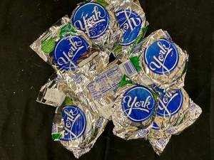 lot 345 image: York peppermint pattys