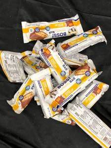 lot 393 image: Peanut Butter Protein Bar bundle