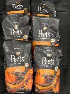 lot 530 image: Peets Pumpkin Spice Coffee 6 Bags Best By 07202024
