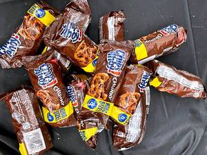 lot 698 image: Chips Ahoy Chunky King Size Best By 10212023