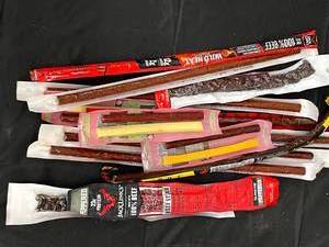 lot 272 image: Beef Jerky Variety Pack (might not match pic exactly)