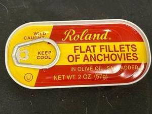 lot 522 image: Anchovey Filets in Olive oil 25 X 2oz cans Best By 08162023