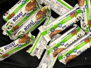 lot 437 image: Mint Choc Brownie Protein Bars