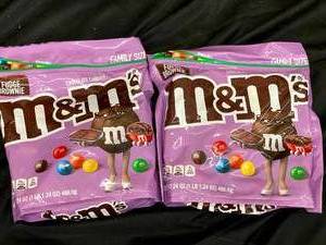 lot 632 image: M&ampM Fudge Brownie 2 X 1lb Bags Best By 122023
