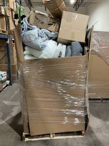 lot 285 image: Wholesale Pallet of Assorted Miscellaneous Items