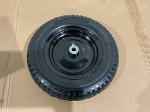 lot 125 image: Wheelbarrow Tire