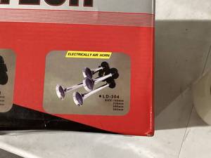 lot 547 image: Horn Tech ATR Operated Horns for Trucks