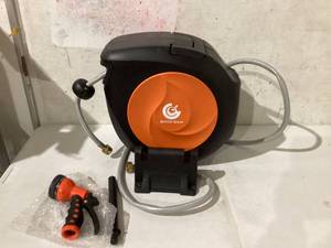 lot 551 image: USED Retractable Garden Hose Reel