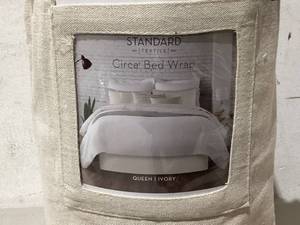 lot 577 image: Queen Standard Textile Circa Bed Wrap
