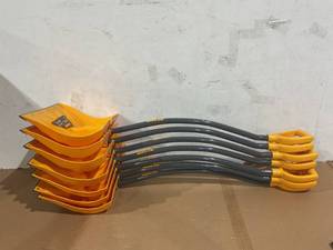 lot 499 image: LOT OF 7 True Temper Shovels